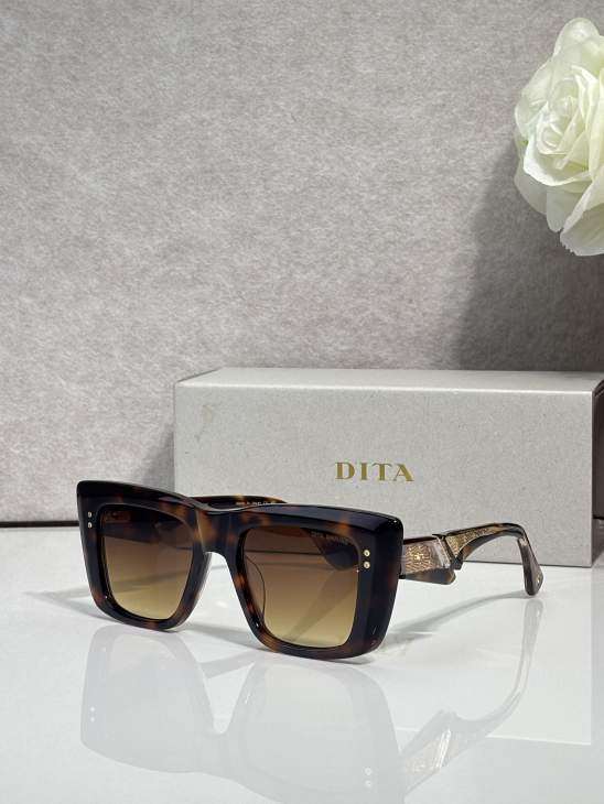 Picture of Prada Sunglasses _SKUfw79759531fw